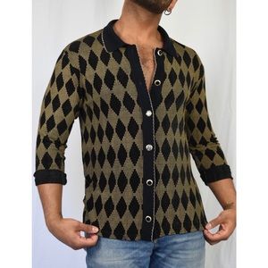 Black/gold argyle plaid button down stretch sweat